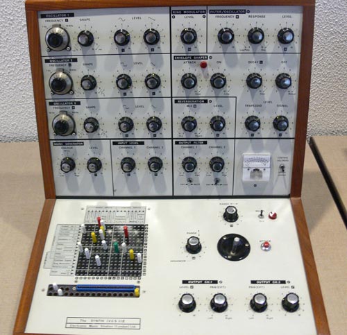 EMS Synthi VCS 3